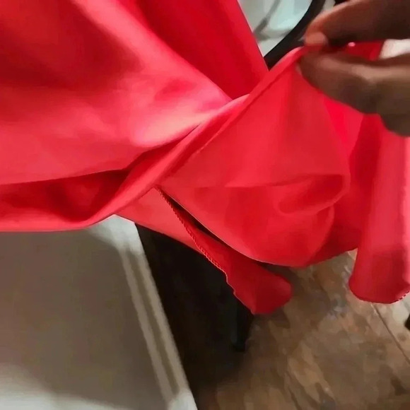 Beth Michaels Vintage Red sexy slip dress. Size Medium - Picture 3 of 5